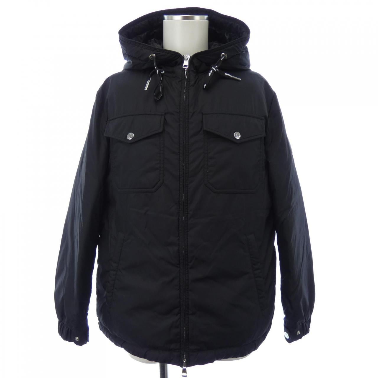 モンクレール MONCLER ダウンジャケット