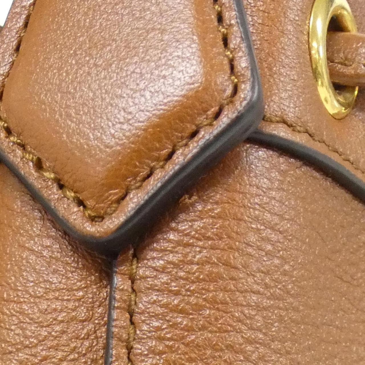 グッチ DIANA 724667 UAAAY バッグ