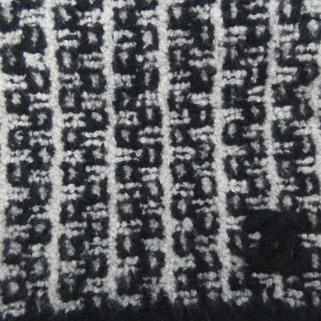 シャネル CHANEL MUFFLER