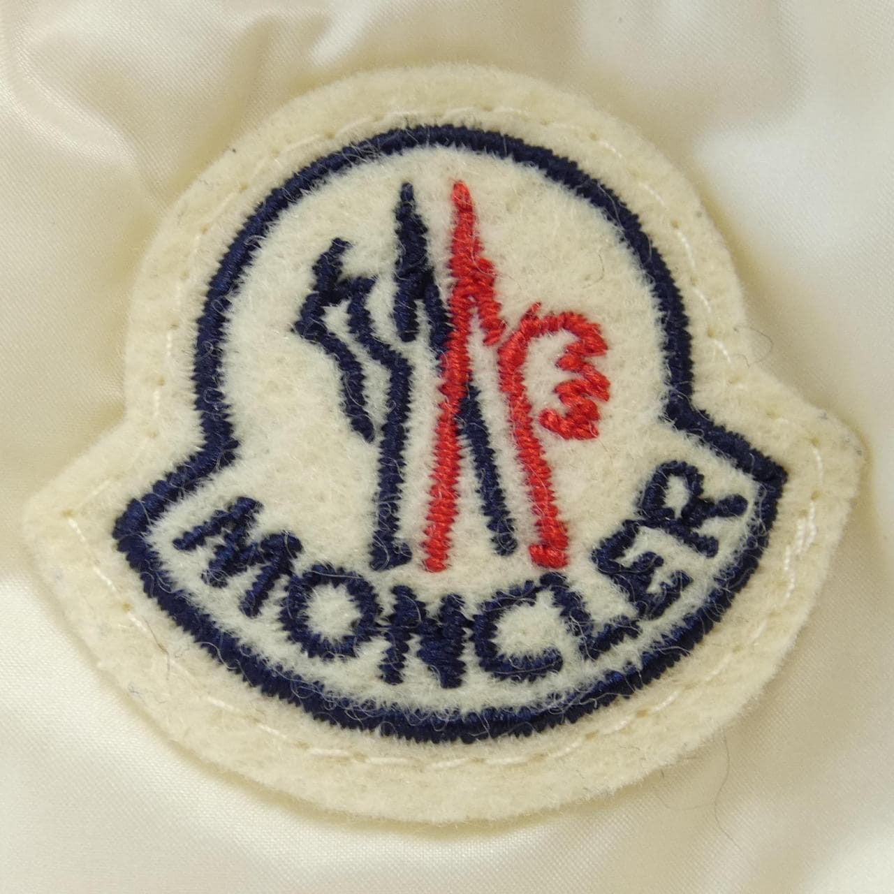 モンクレール MONCLER ダウンコート