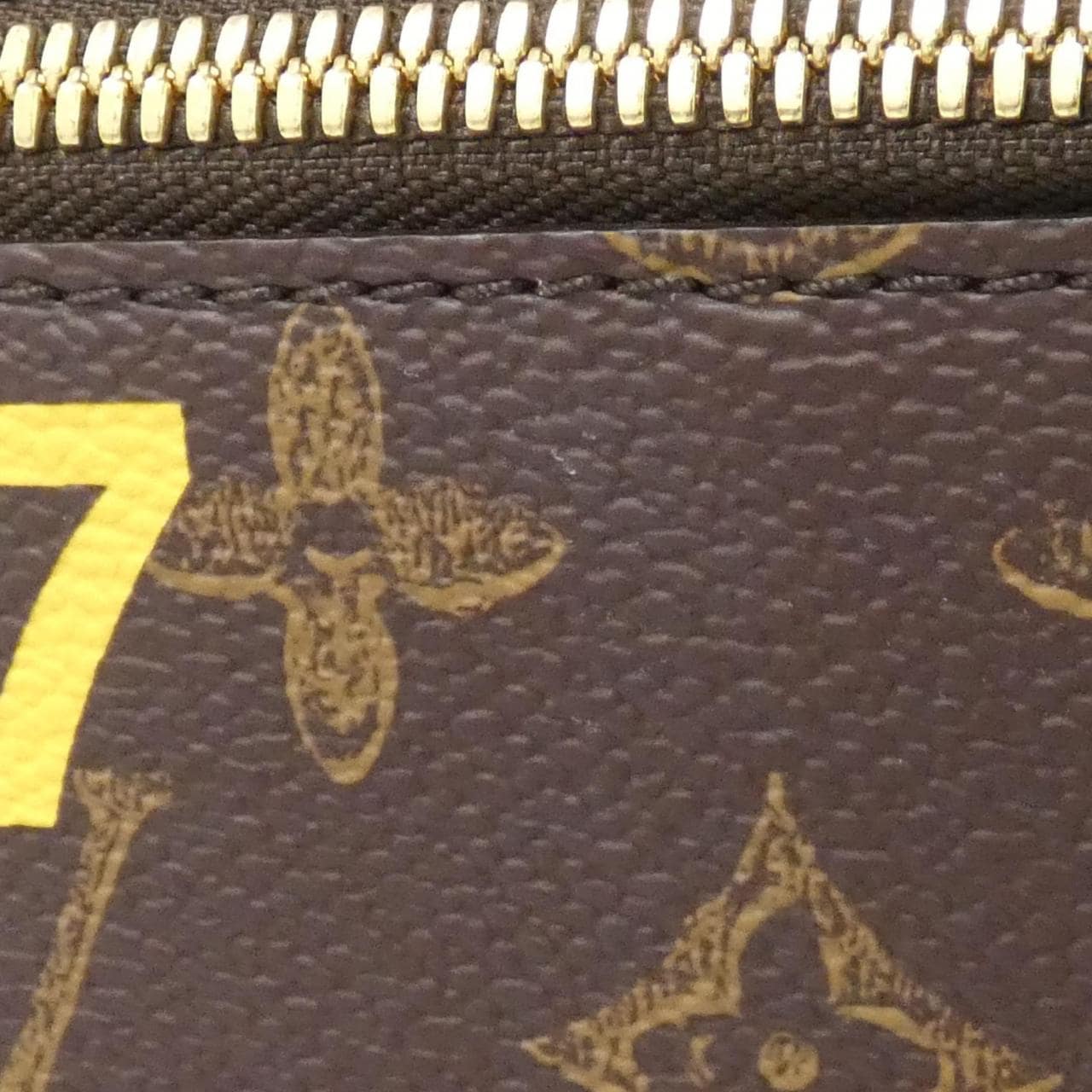 ルイヴィトン モノグラム(N°7) ヴェルティカル ボックス トランク M59664 バッグ