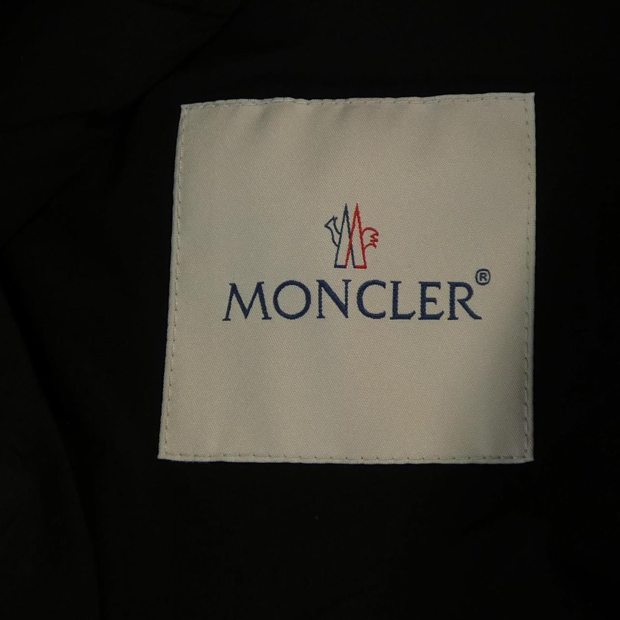 MONCLER AUBRITCH 羽绒服
