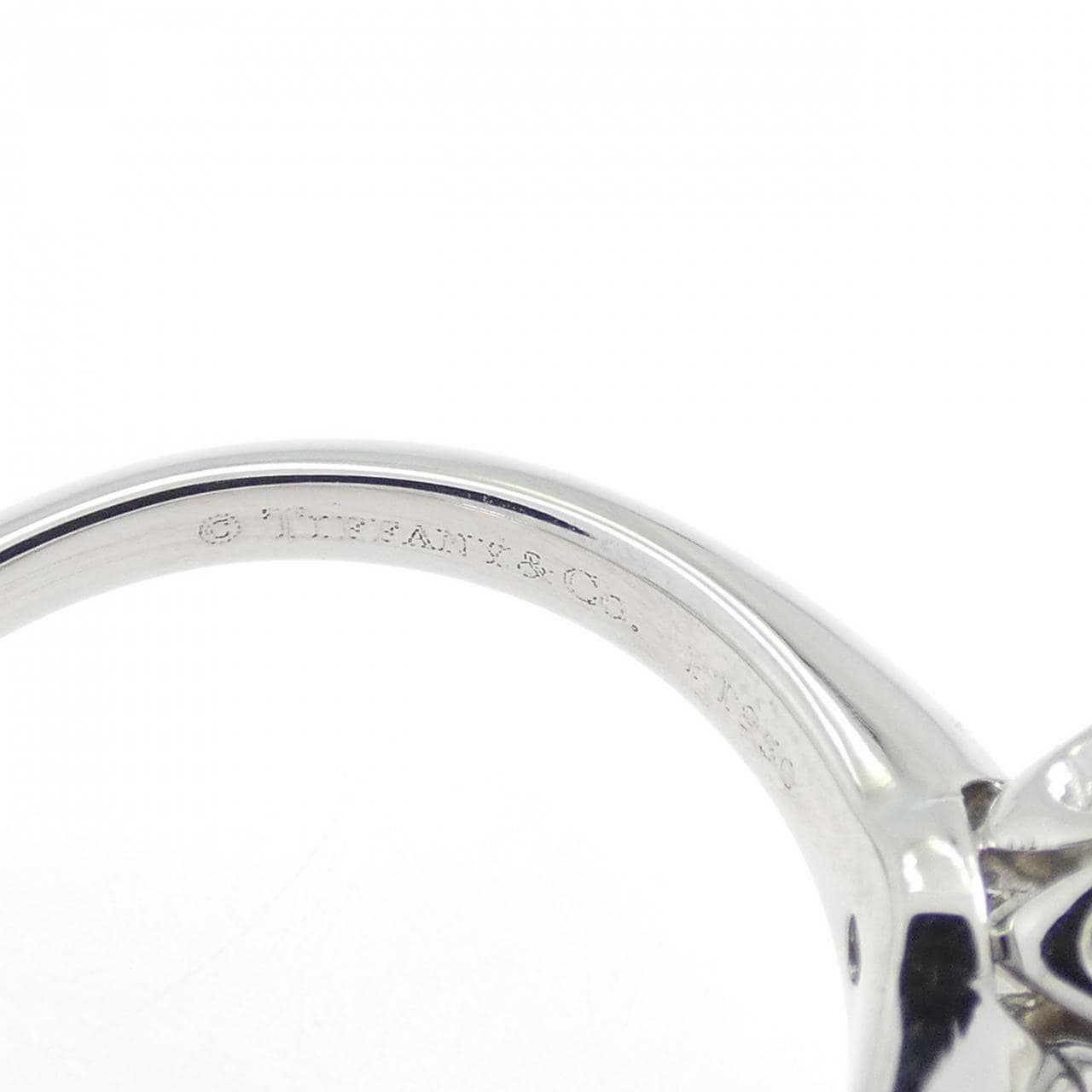 ティファニー クラシックソリティア リング 1.49CT