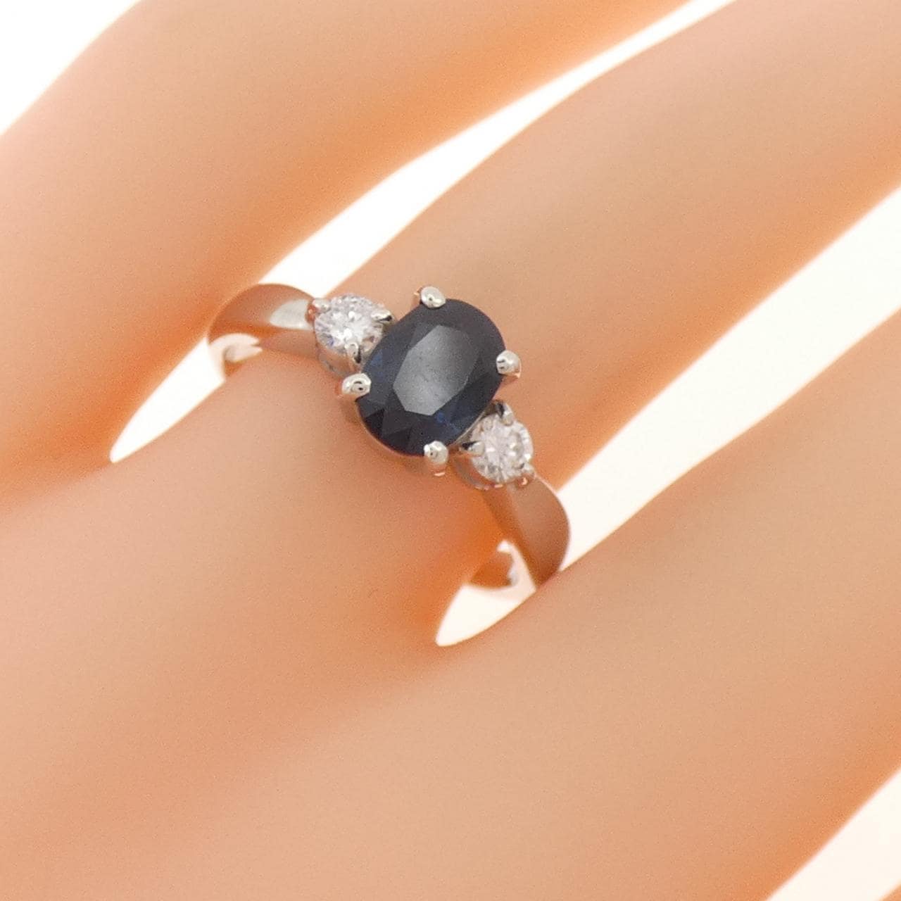 PT900 サファイヤ リング 1.23CT