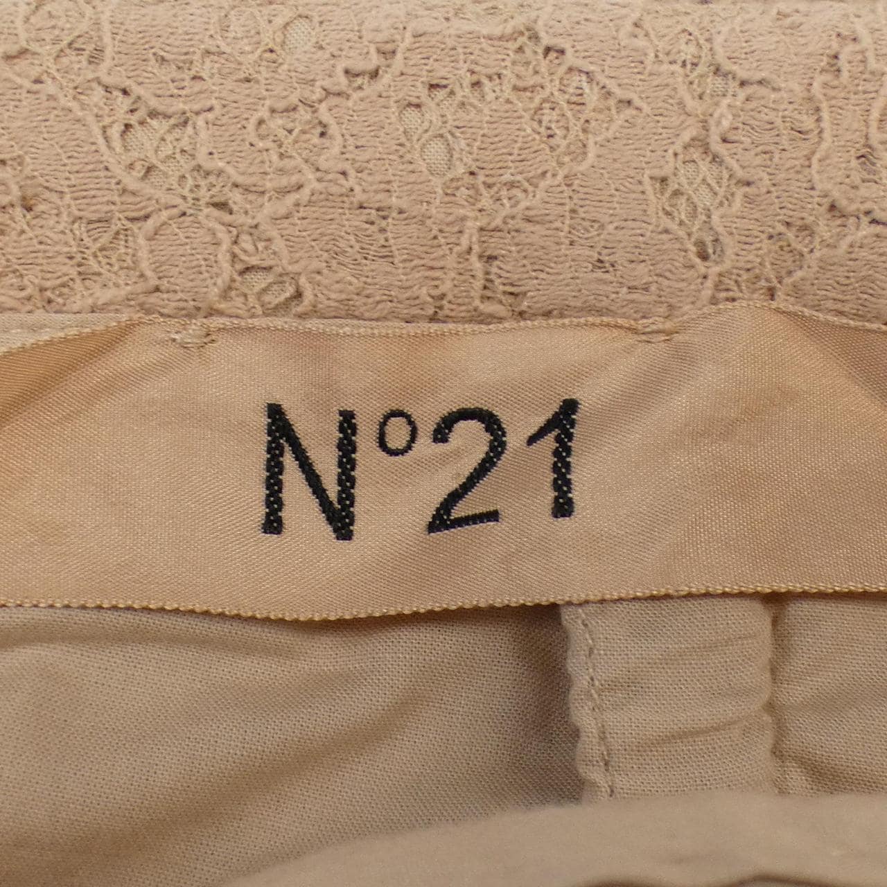 ヌメロヴェントゥーノ N°21 スカート