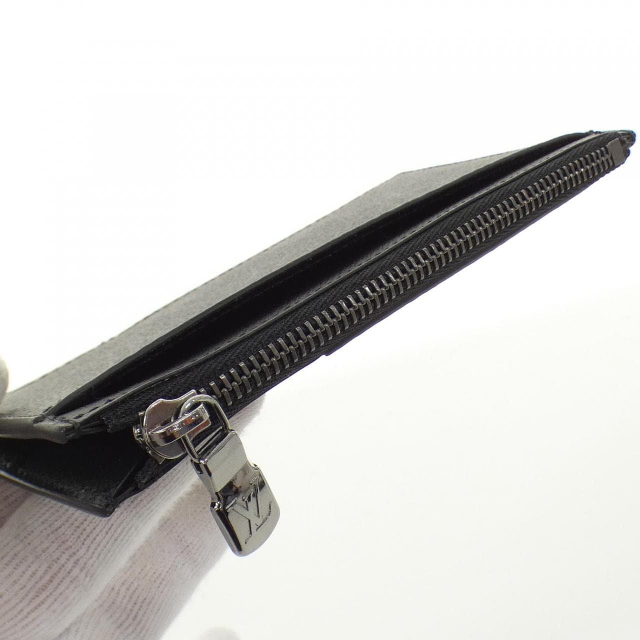 LOUIS VUITTON Taiga Rama 零钱卡包 M69533零钱包卡片包