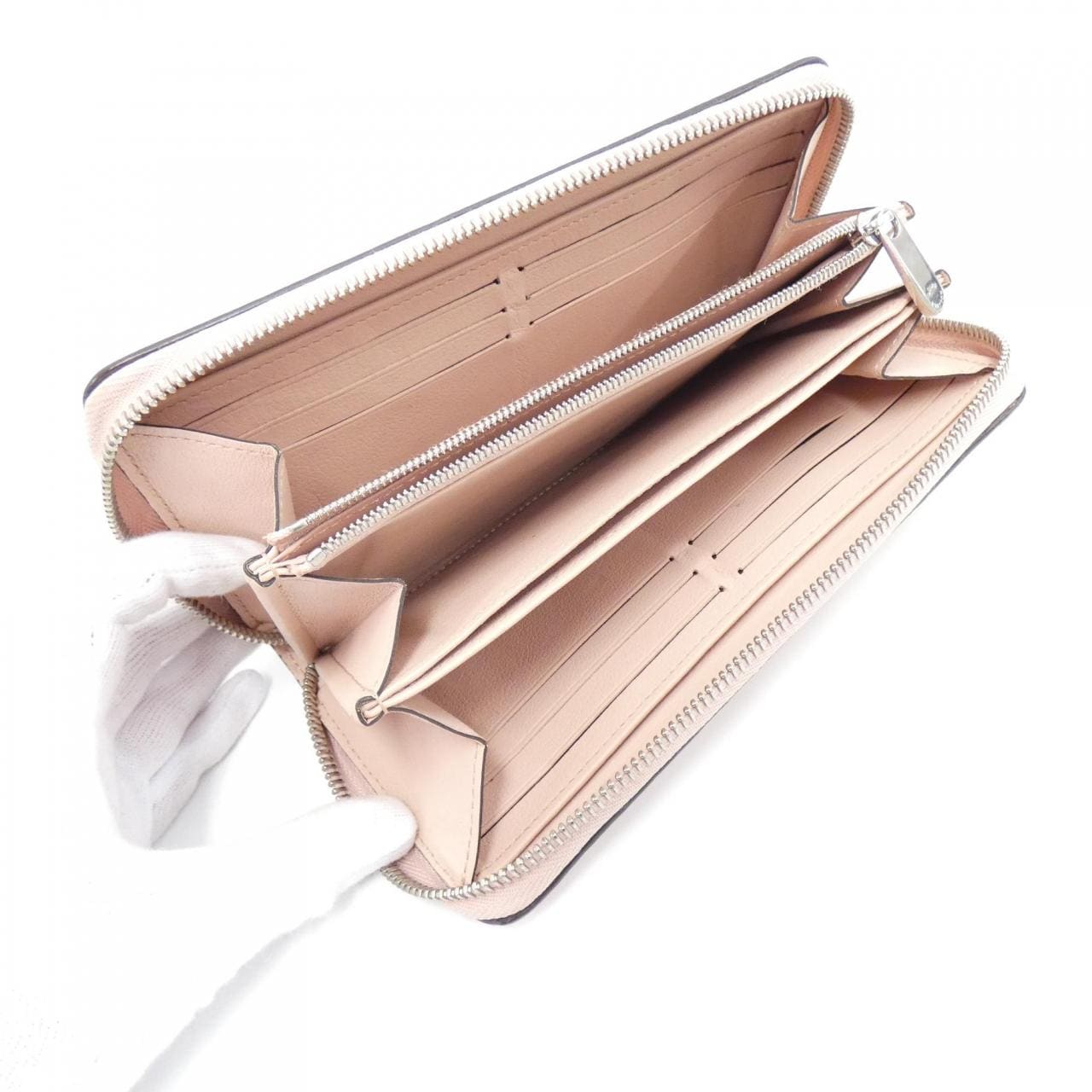 LOUIS VUITTON Mahina Zippy Wallet M61868 Wallet