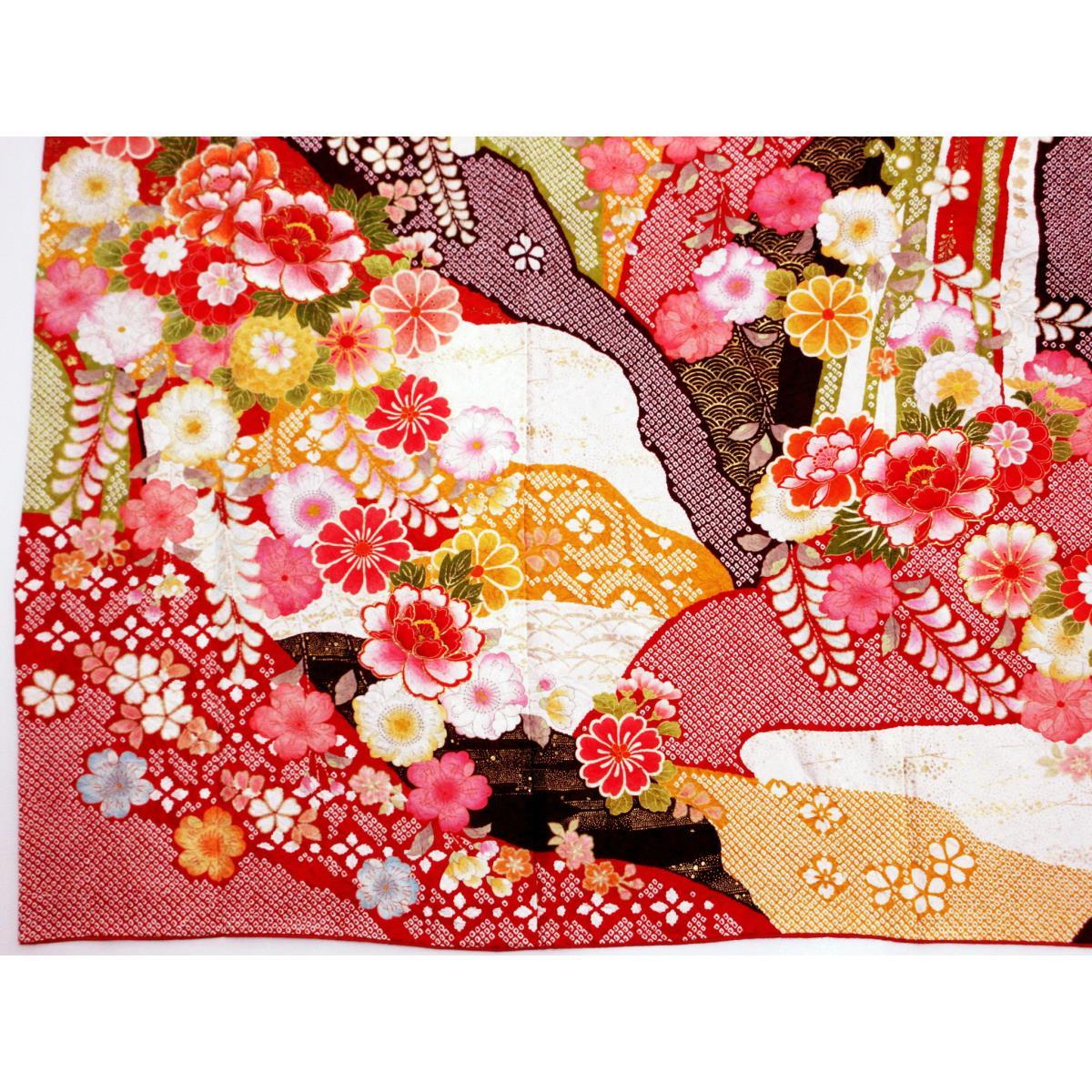 振袖　友禅金彩加工　刺繍入り絞り加工