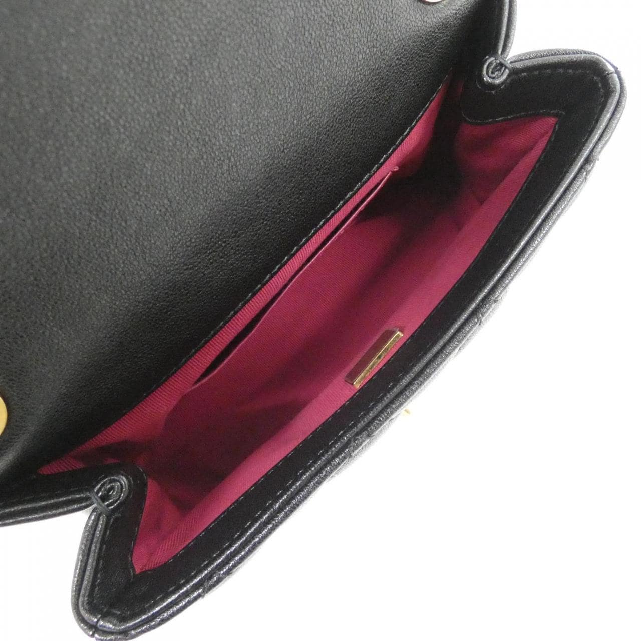 CHANEL AS5004 Shoulder Bag