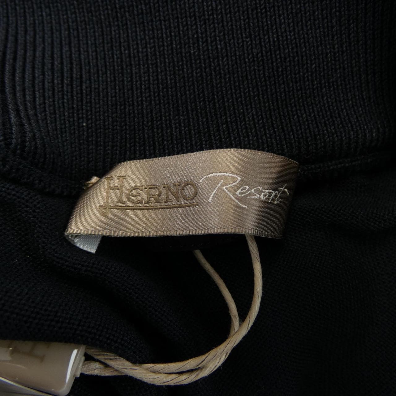 ヘルノ Herno ブルゾン