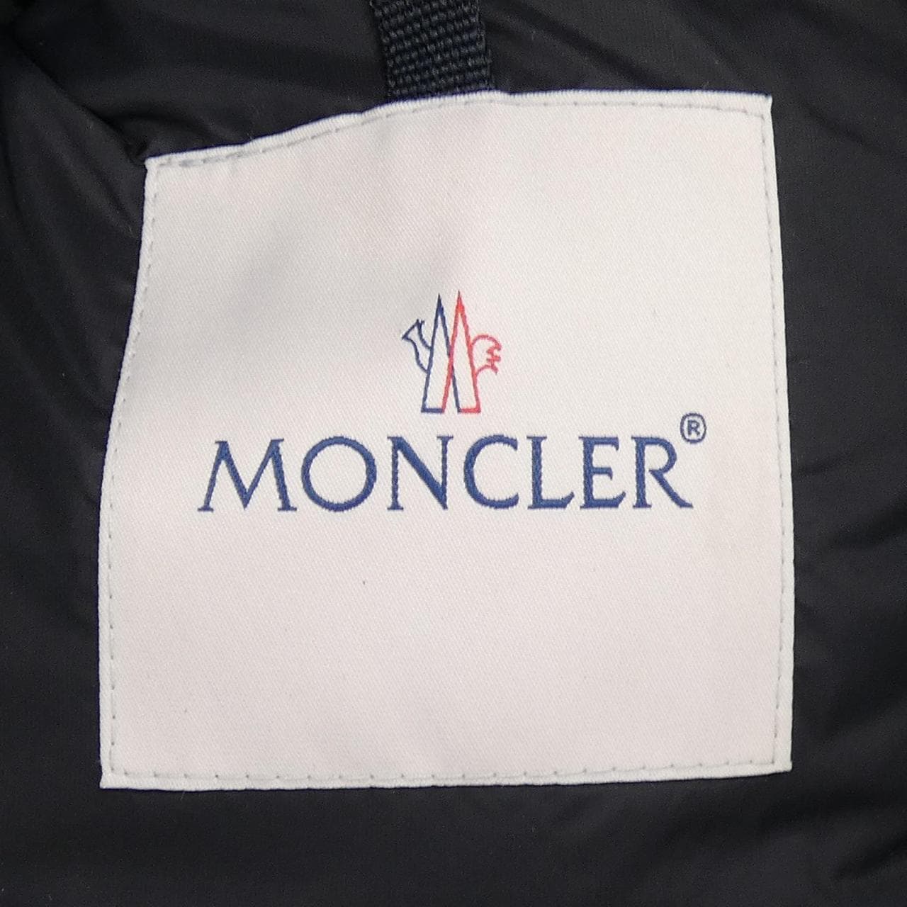 モンクレール MONCLER AVORD ダウンベスト