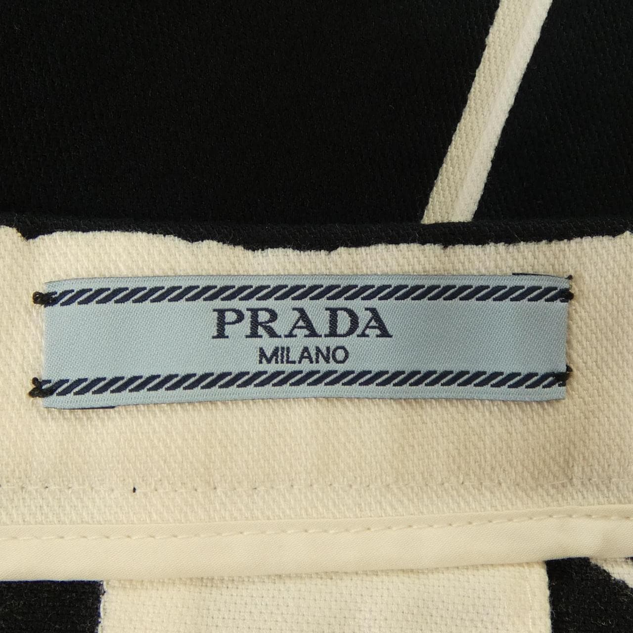 プラダ PRADA スカート