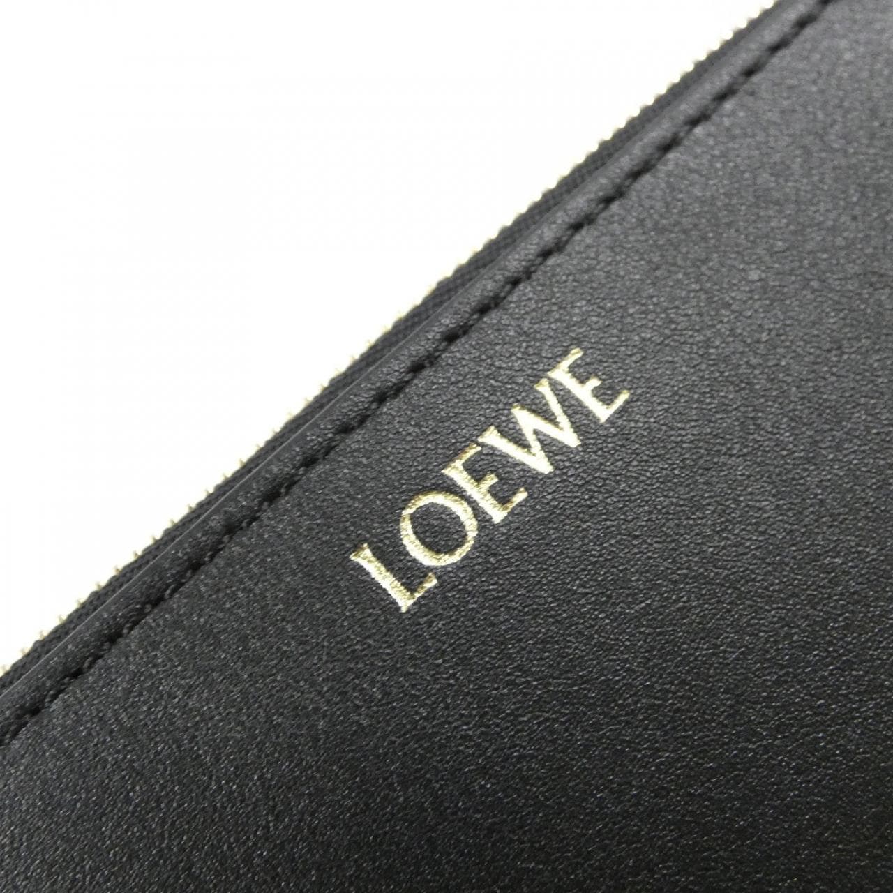 Loewe CEM1Z40X02 INCASE