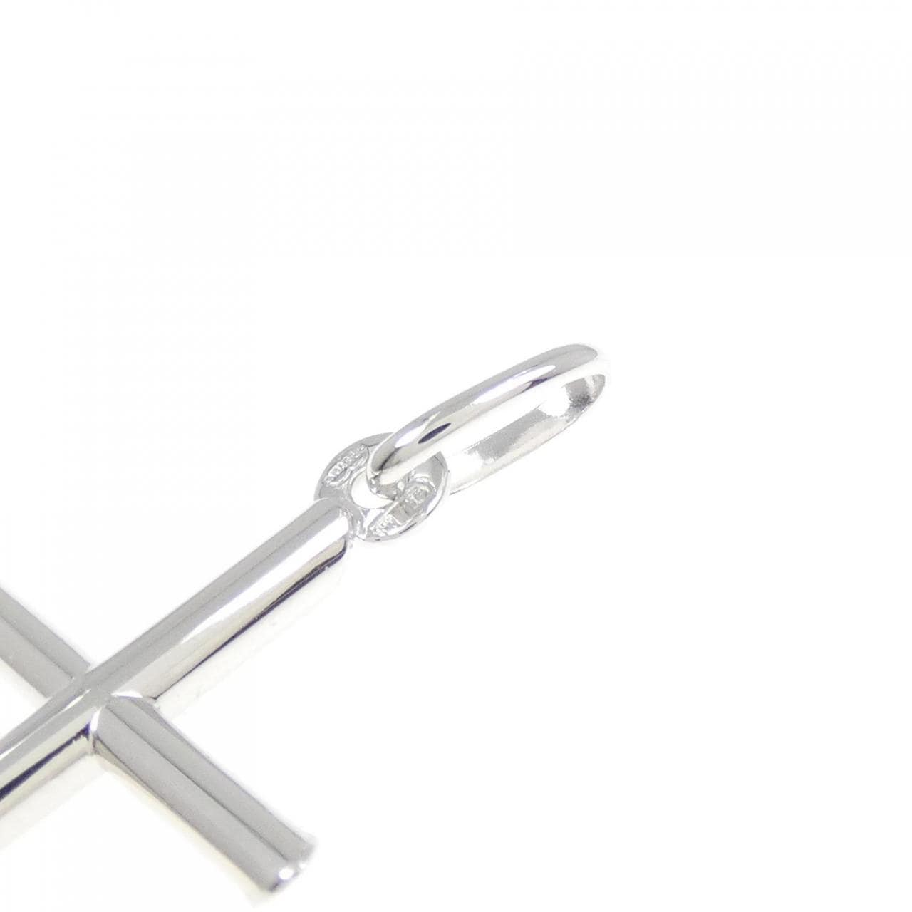 ウノアエレ 750WG クロス ペンダント