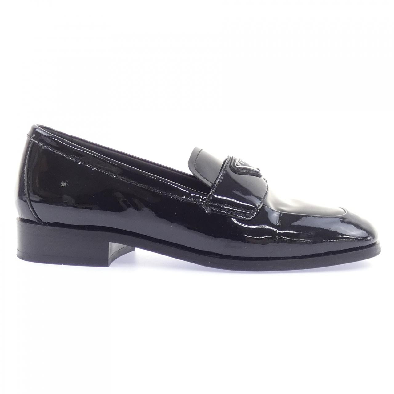 プラダ PRADA パテントレザーローファー 1D168N トライアングルロゴ シューズ