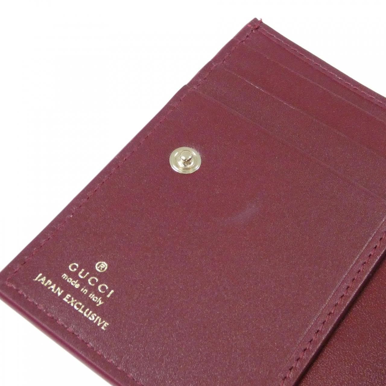 グッチ 847923 AAFL1 財布