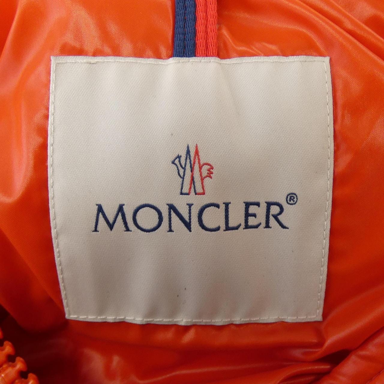 モンクレール MONCLER ダウンジャケット