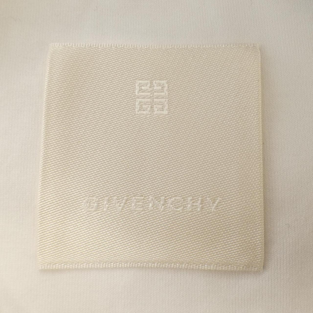 GIVENCHY纪梵希T恤