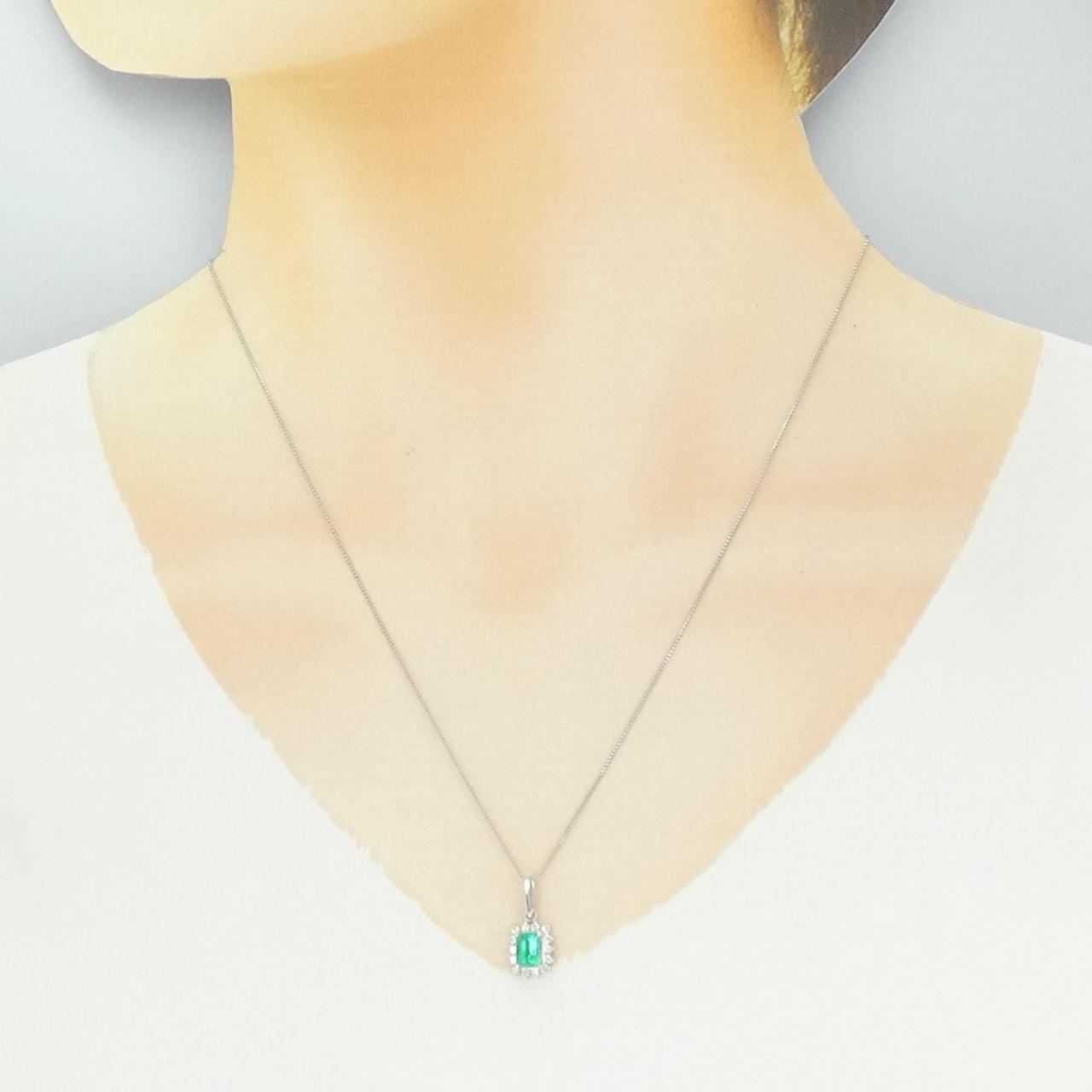 PT900/PT850 エメラルド ネックレス 0.52CT