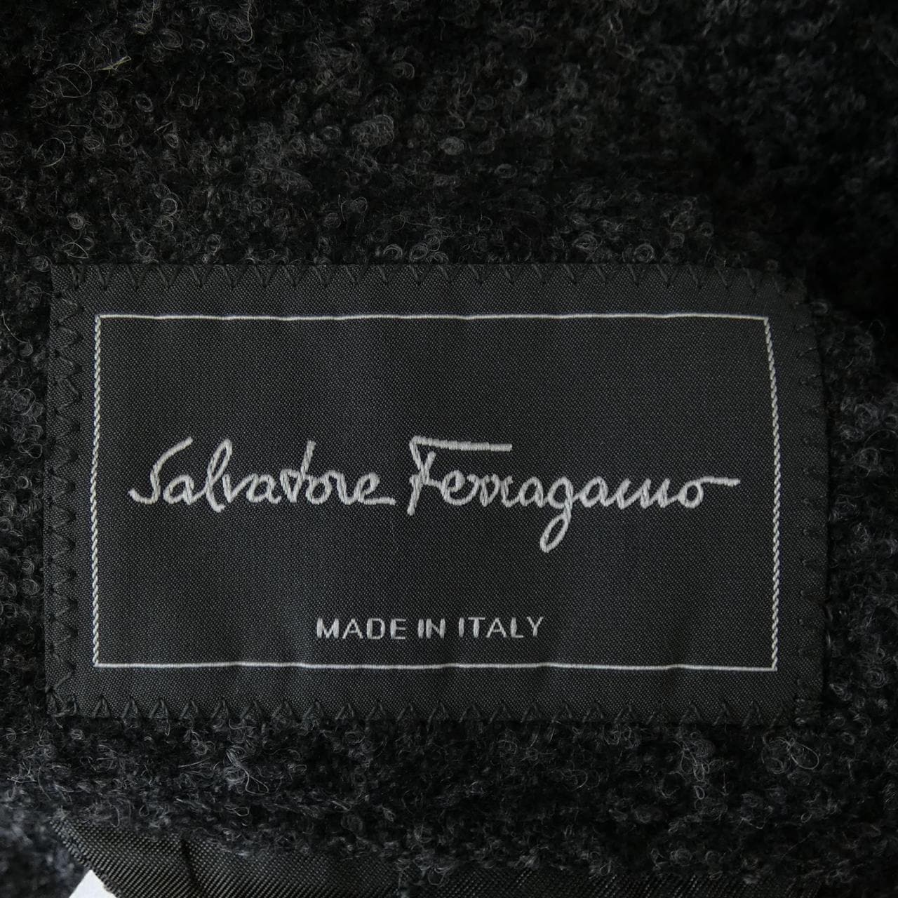 サルヴァトーレフェラガモ SALVATORE FERRAGAMO ジャケット