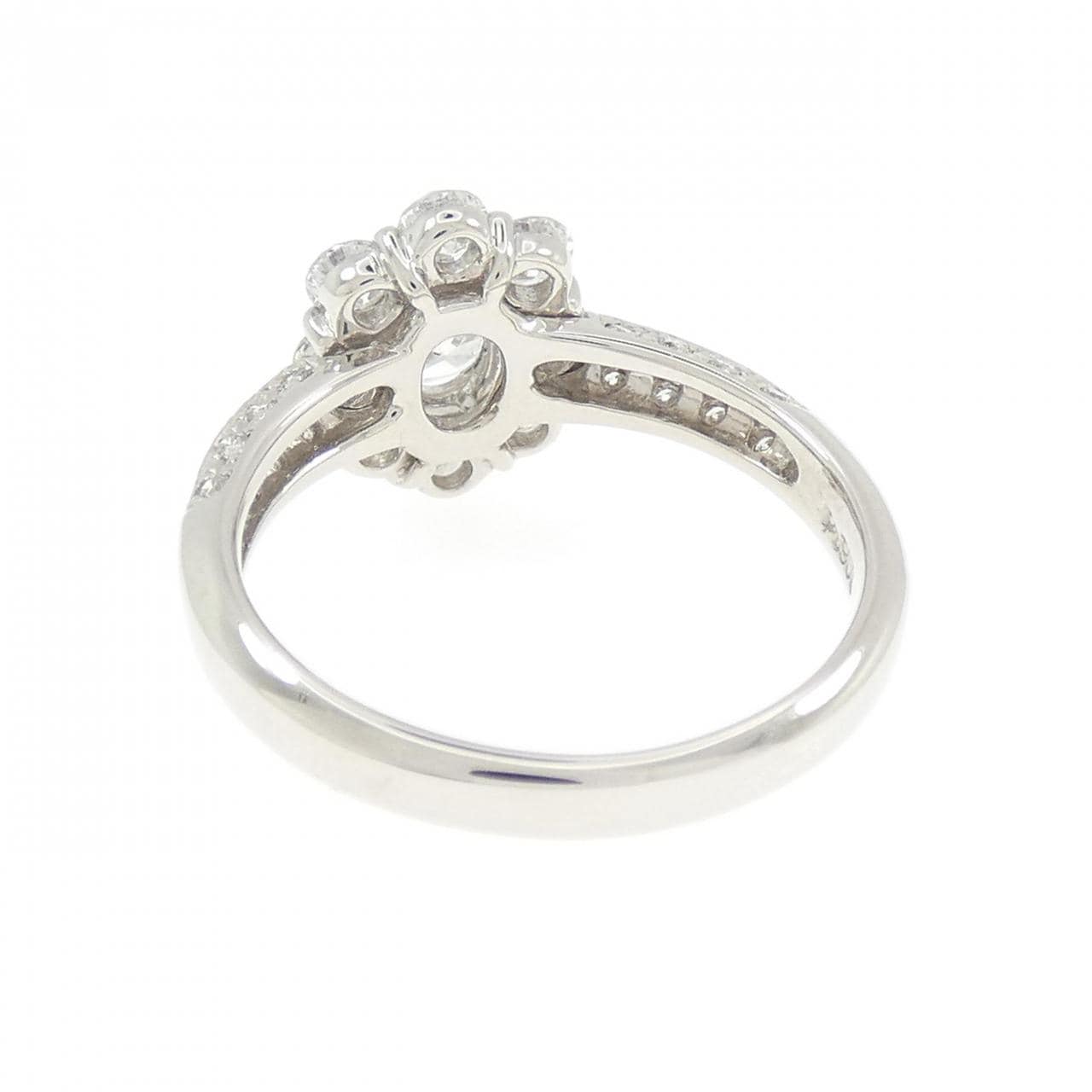 PT900 ダイヤモンド リング 0.721CT E SI2 VG