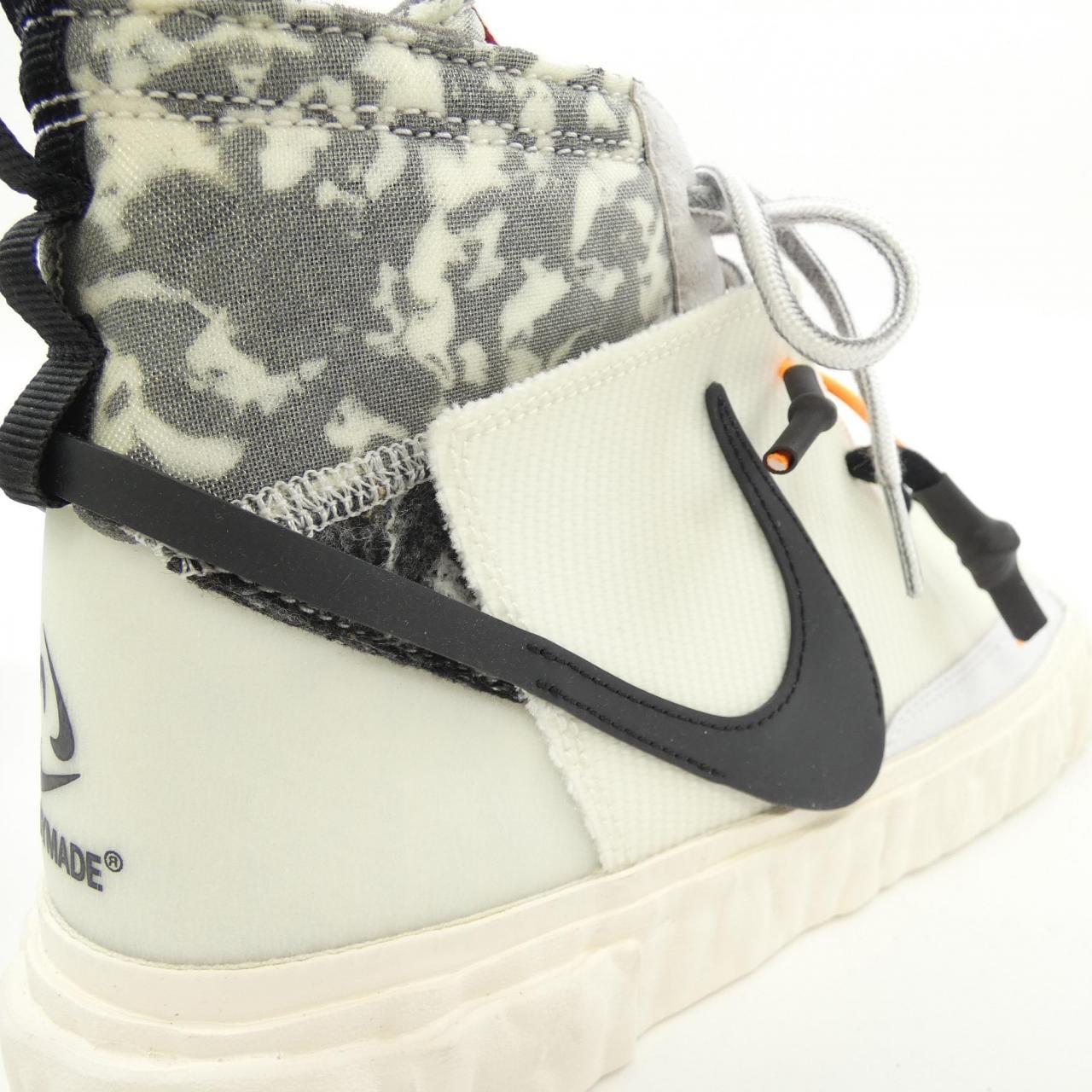 ナイキ NIKE CZ3589-100 スニーカー