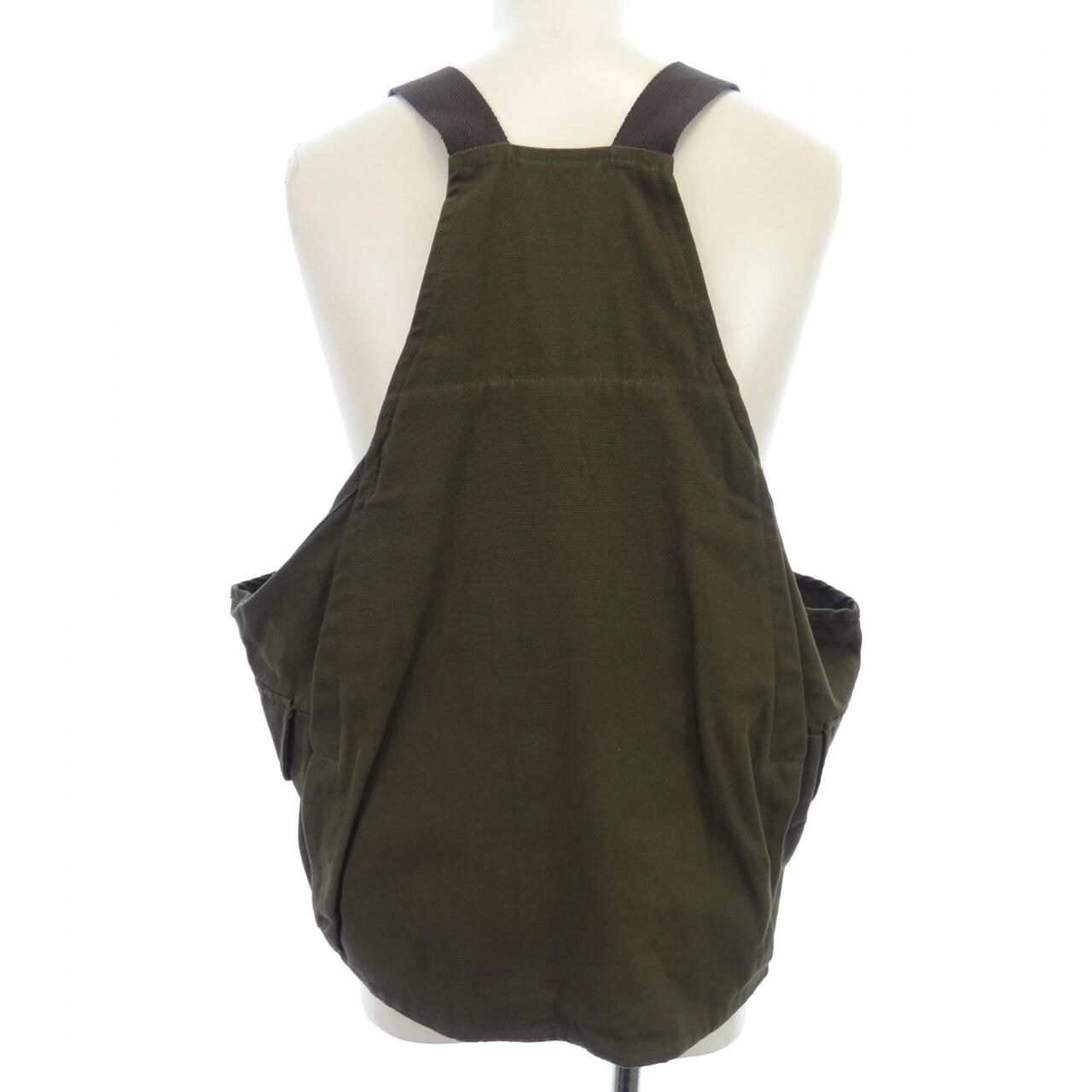 BACKERS Vest