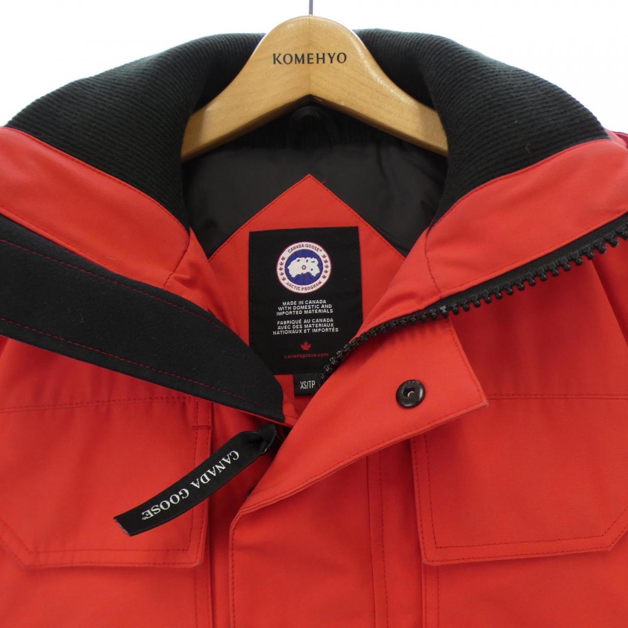 カナダグース CANADA GOOSE ダウンジャケット