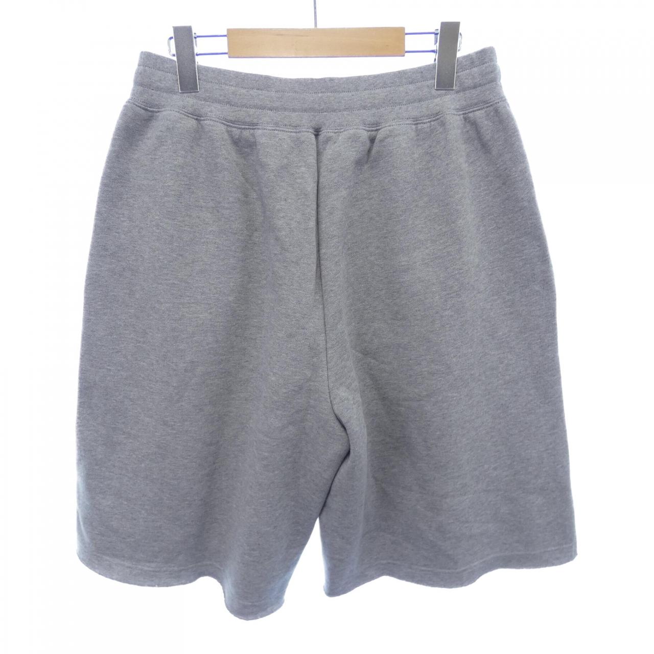 グッチ GUCCI 768457 XJF3Y ショートパンツ