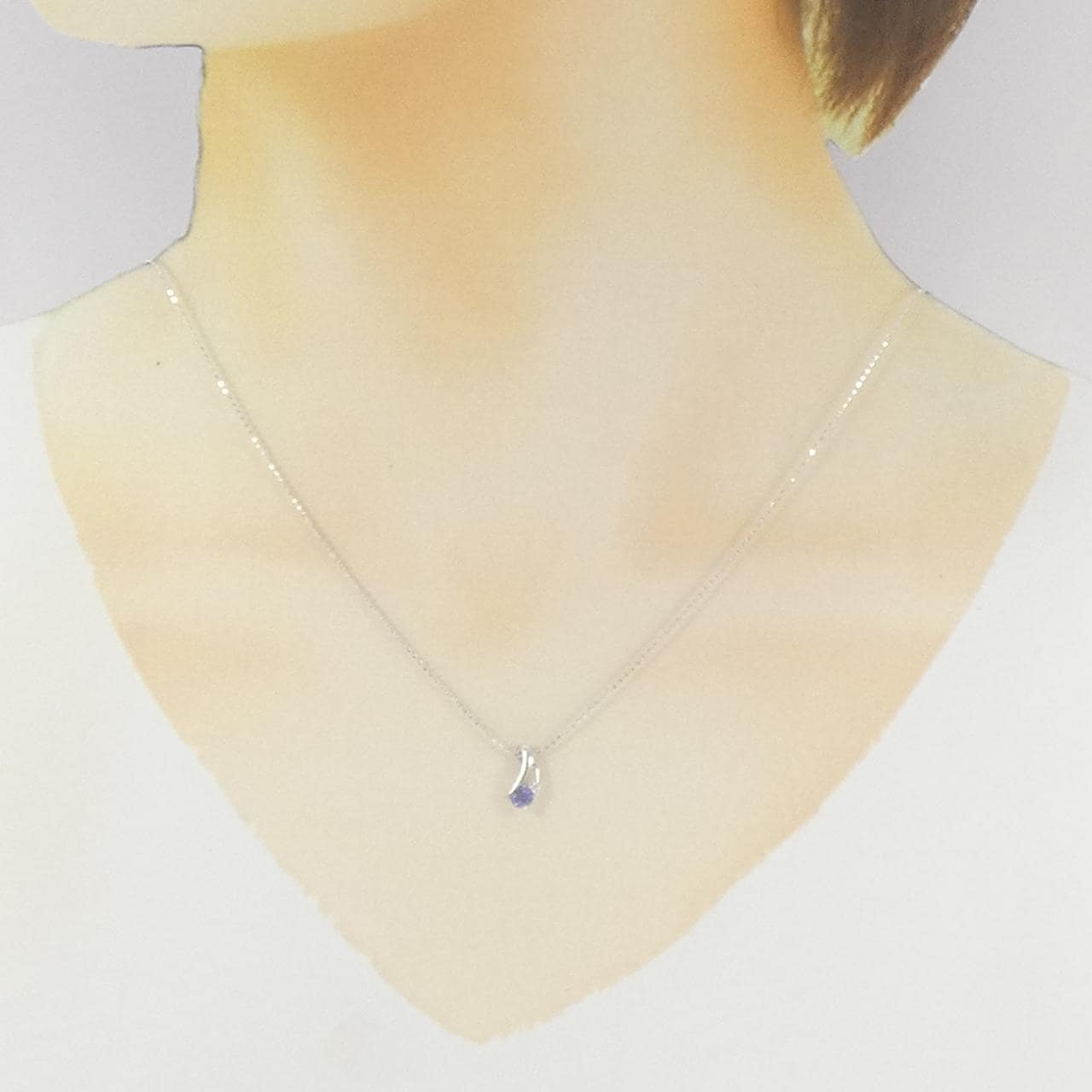 K18WG タンザナイト ネックレス