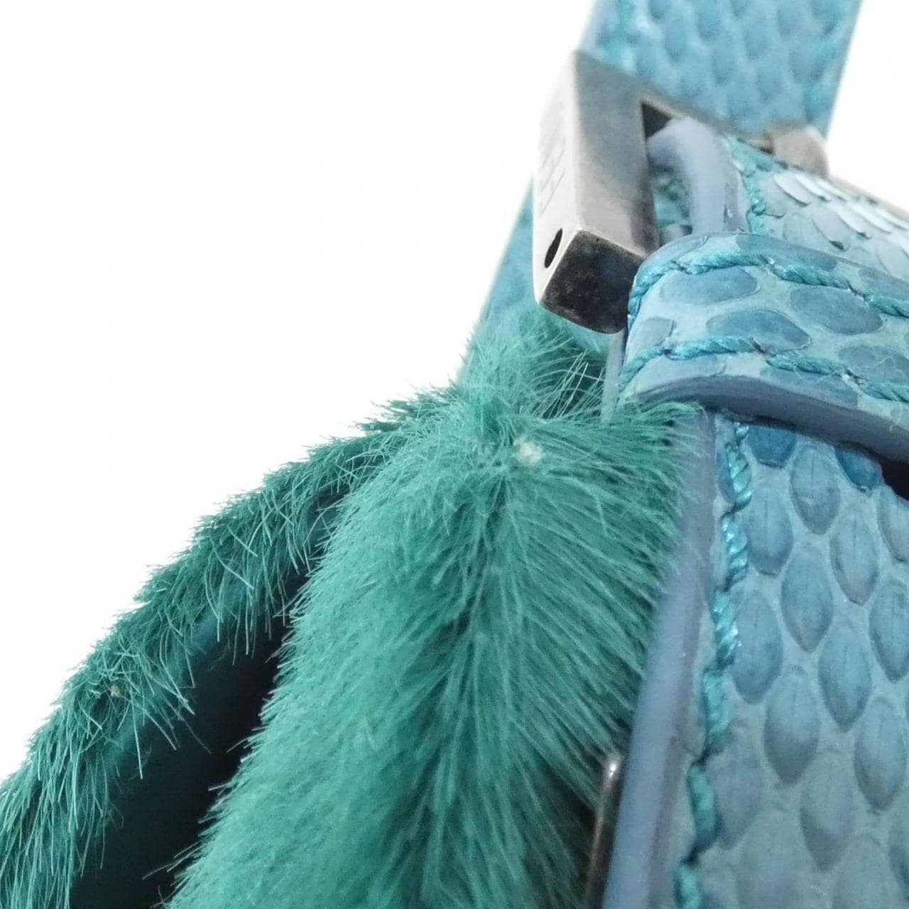 フェンディ バゲット 8BR600 E1P ショルダーバッグ