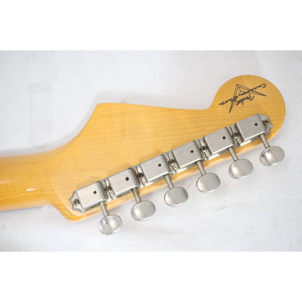 FENDER CUSTOM SHOP 1963 STRATOCASTER NOS
