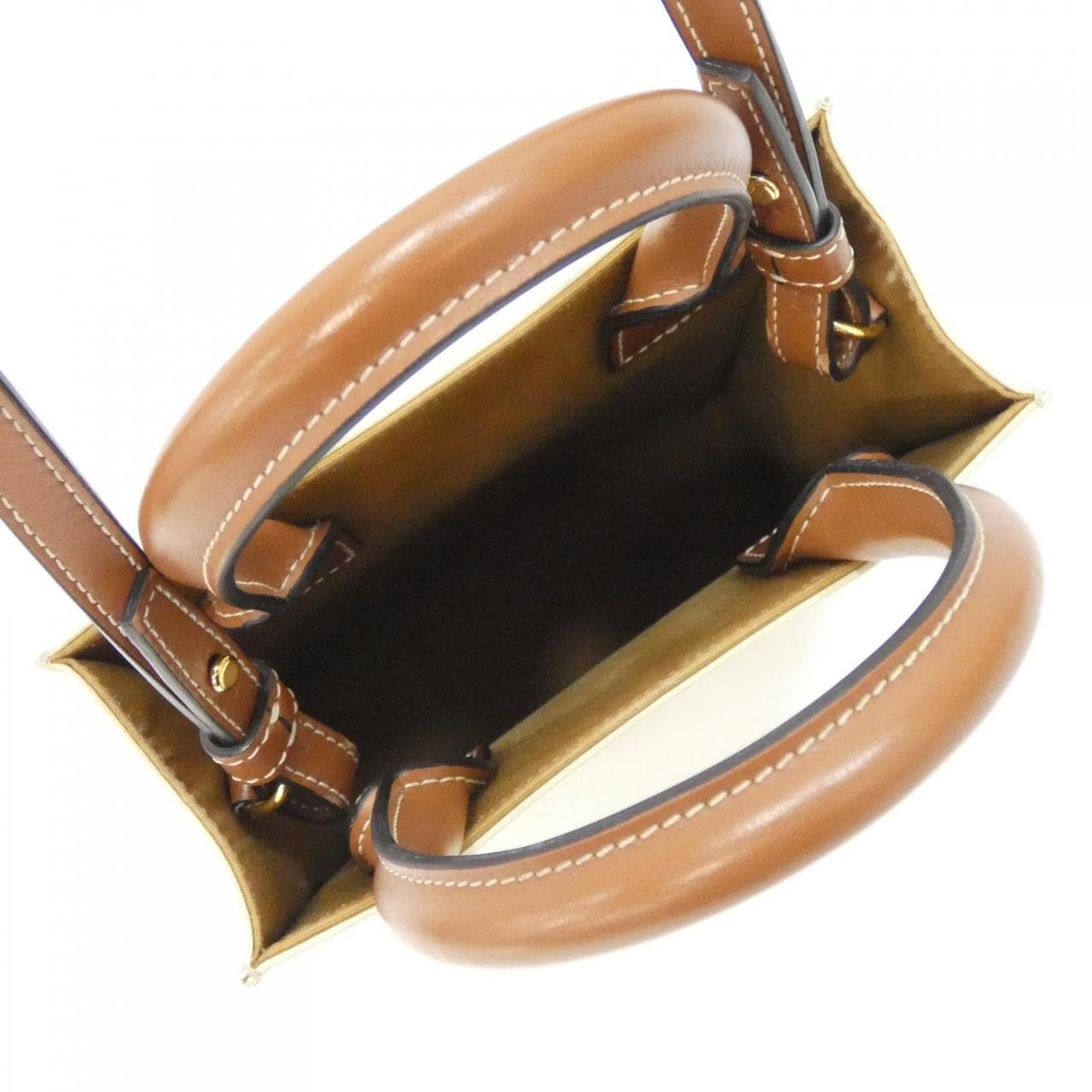 セリーヌ ミニ バーティカル カバ 194372BZK バッグ