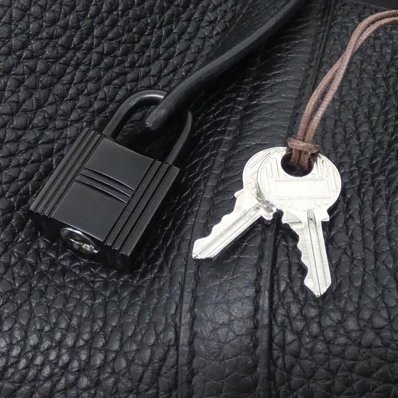 エルメス ピコタン ロック モノクローム MM 079209CA バッグ