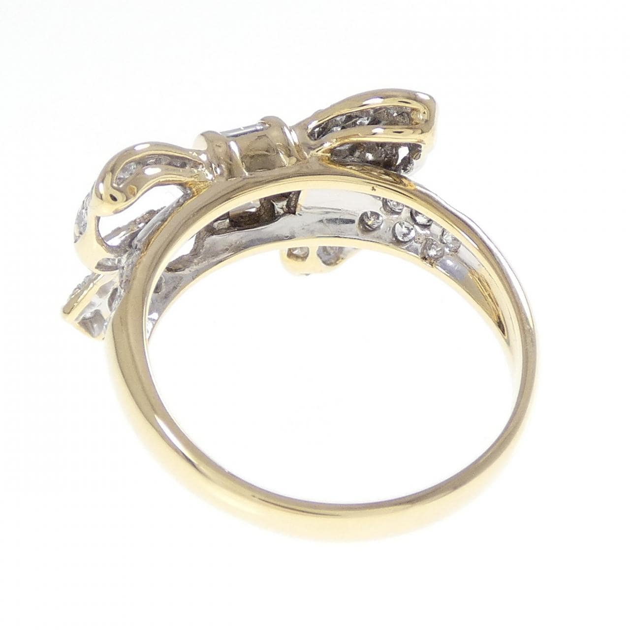 K18YG/K18WG リボン ダイヤモンド リング 0.75CT