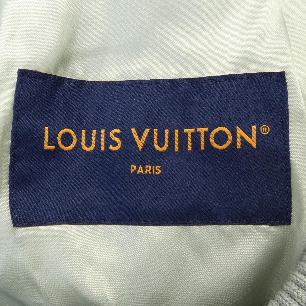 ルイヴィトン LOUIS VUITTON スタジャン