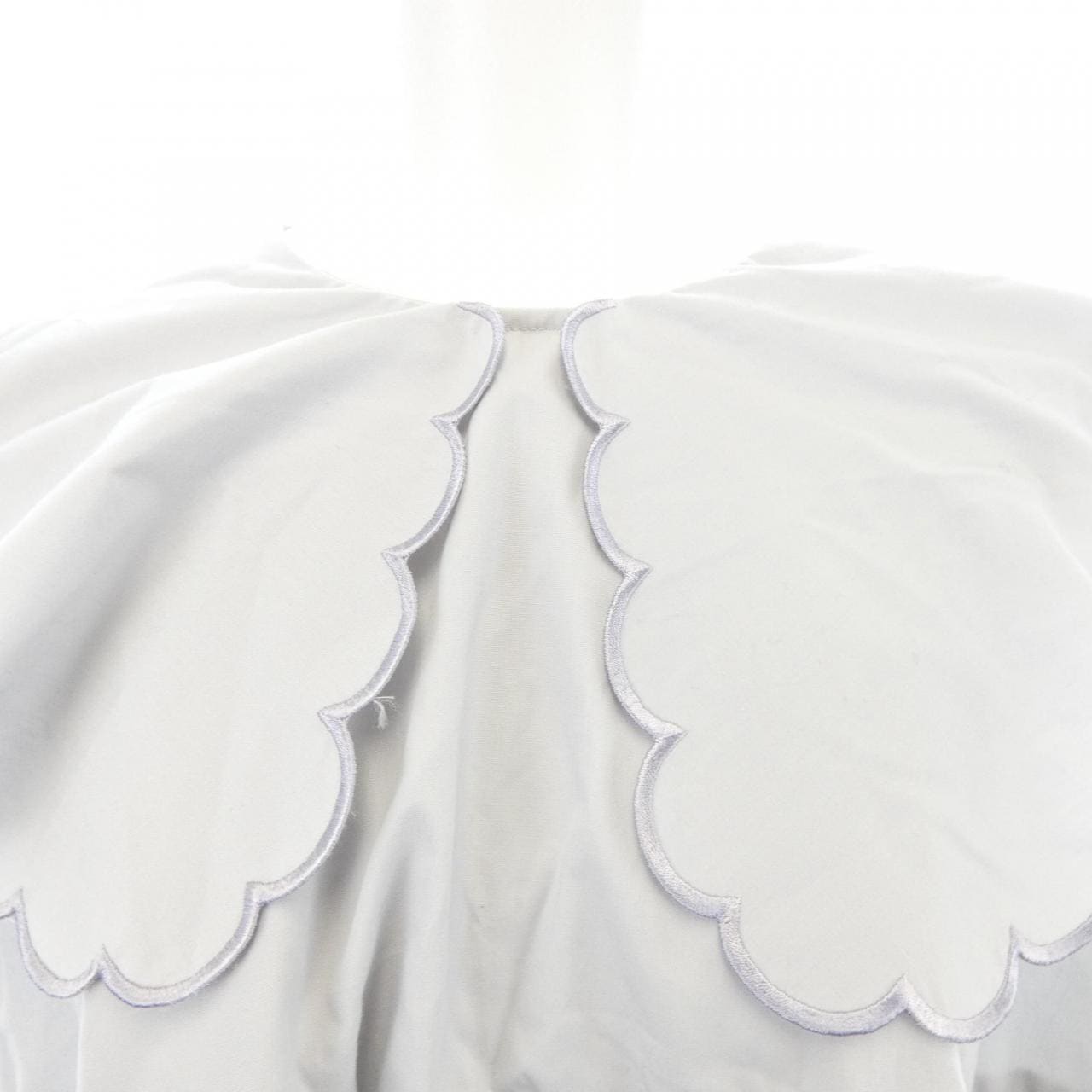 ヨリ yori トップス