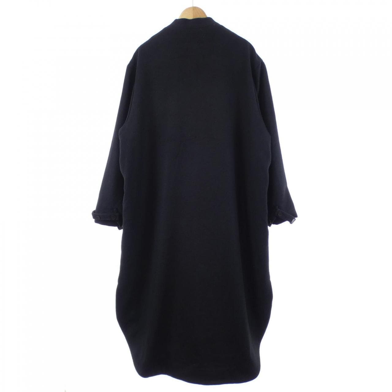 エドウィナホール Edwina Hoerl コート