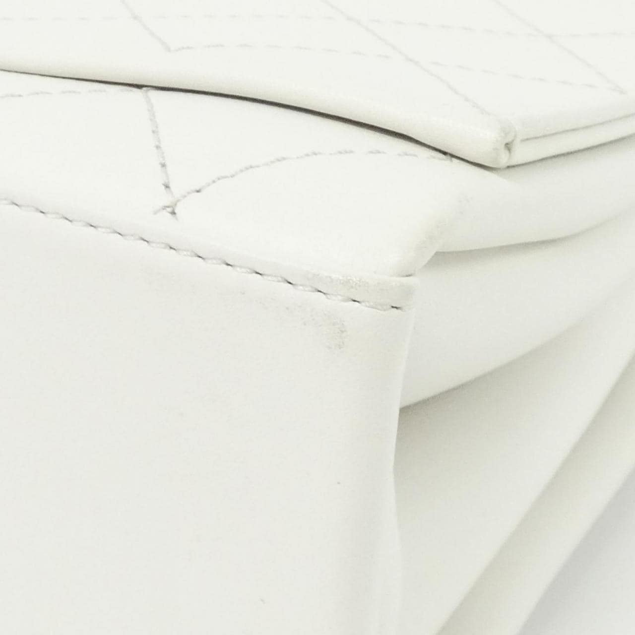 シャネル AS0560 ショルダーバッグ