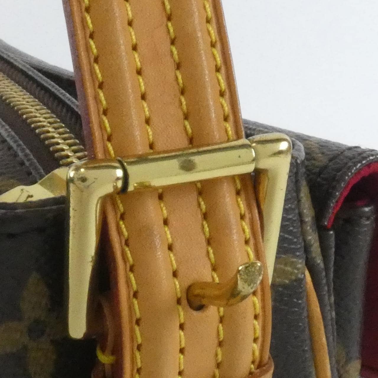 ルイヴィトン モノグラム ヴィバ シテ MM M51164 ショルダーバッグ