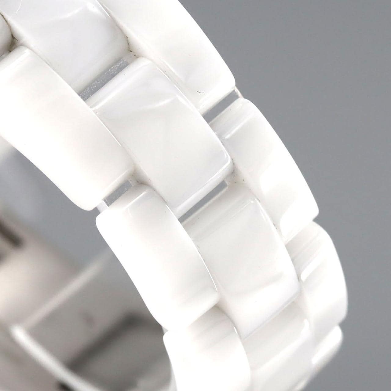 シャネル J12 33mmセラミック H5698 セラミック クォーツ