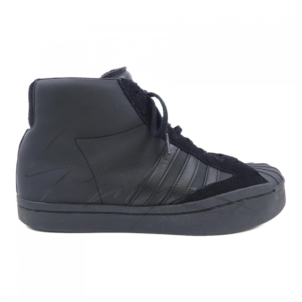 ワイスリー Y-3 スニーカー