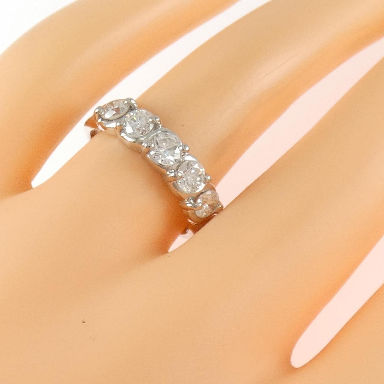 PT900 ダイヤモンド リング 1.00CT