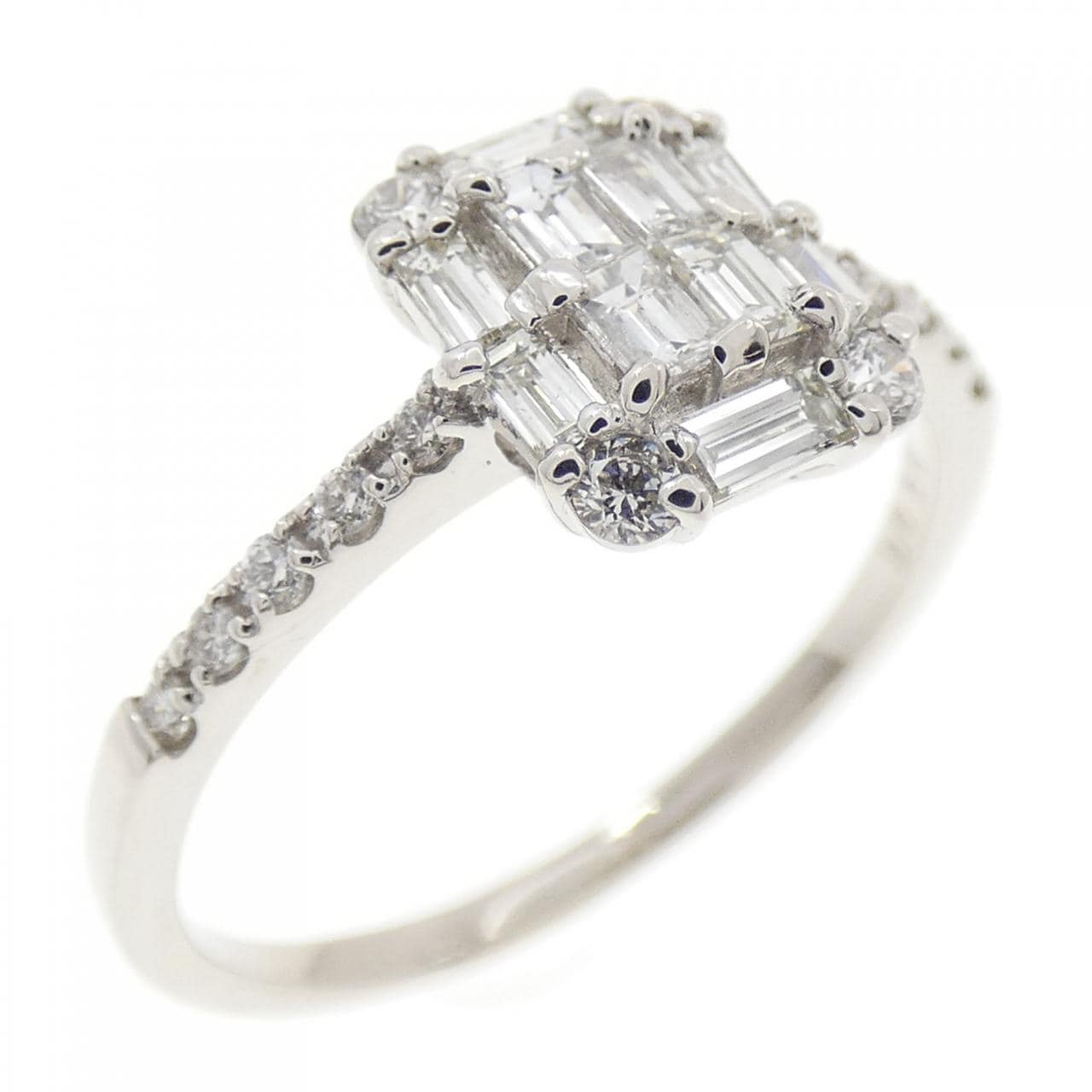 [BRAND NEW] PT900 Diamond Ring 0.50CT