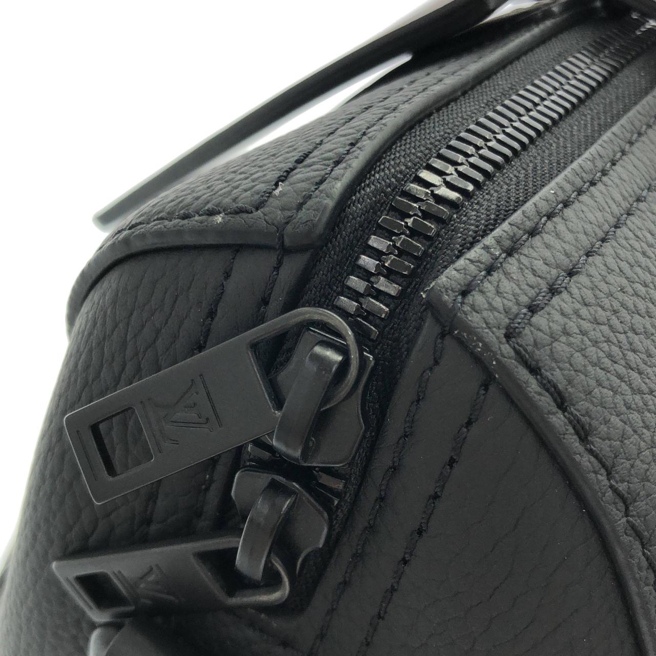 ルイヴィトン LVアエログラム シティ キーポル M59255 ショルダーバッグ
