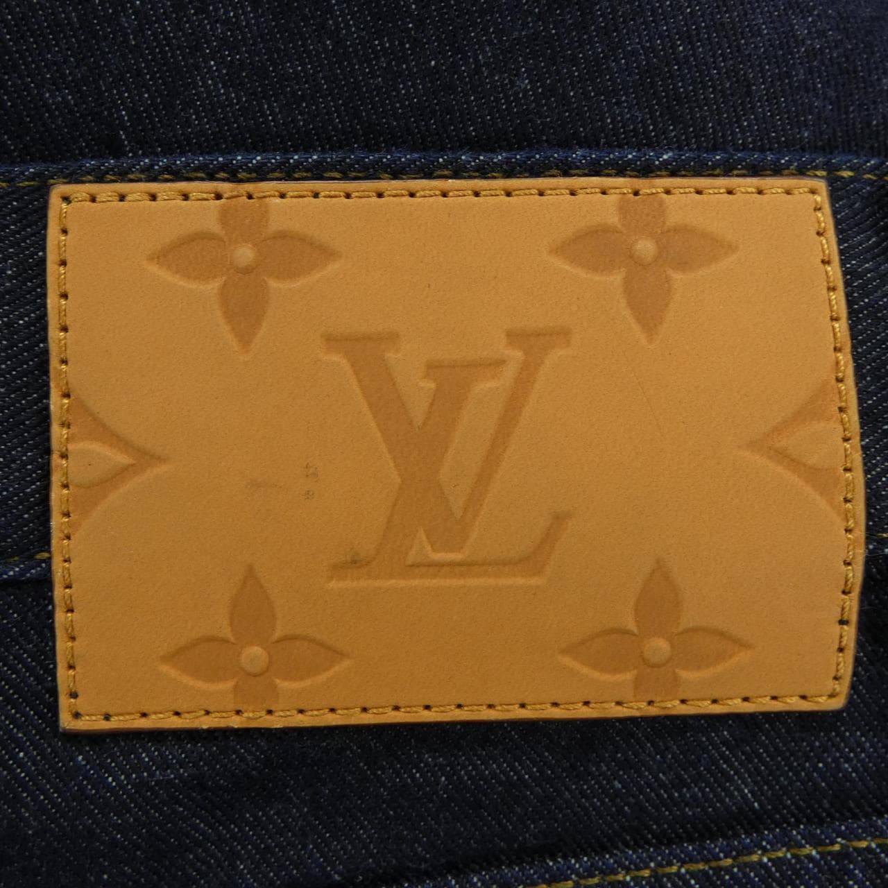 ルイヴィトン LOUIS VUITTON HGD36WIHH ジーンズ