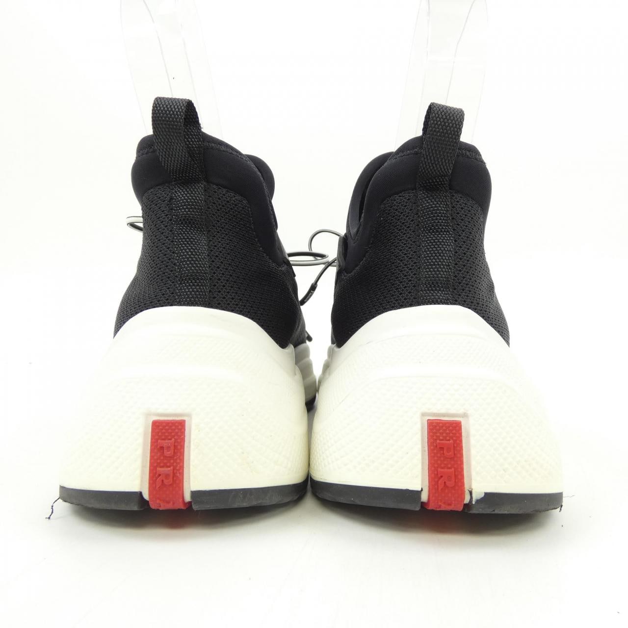 プラダ PRADA スニーカー