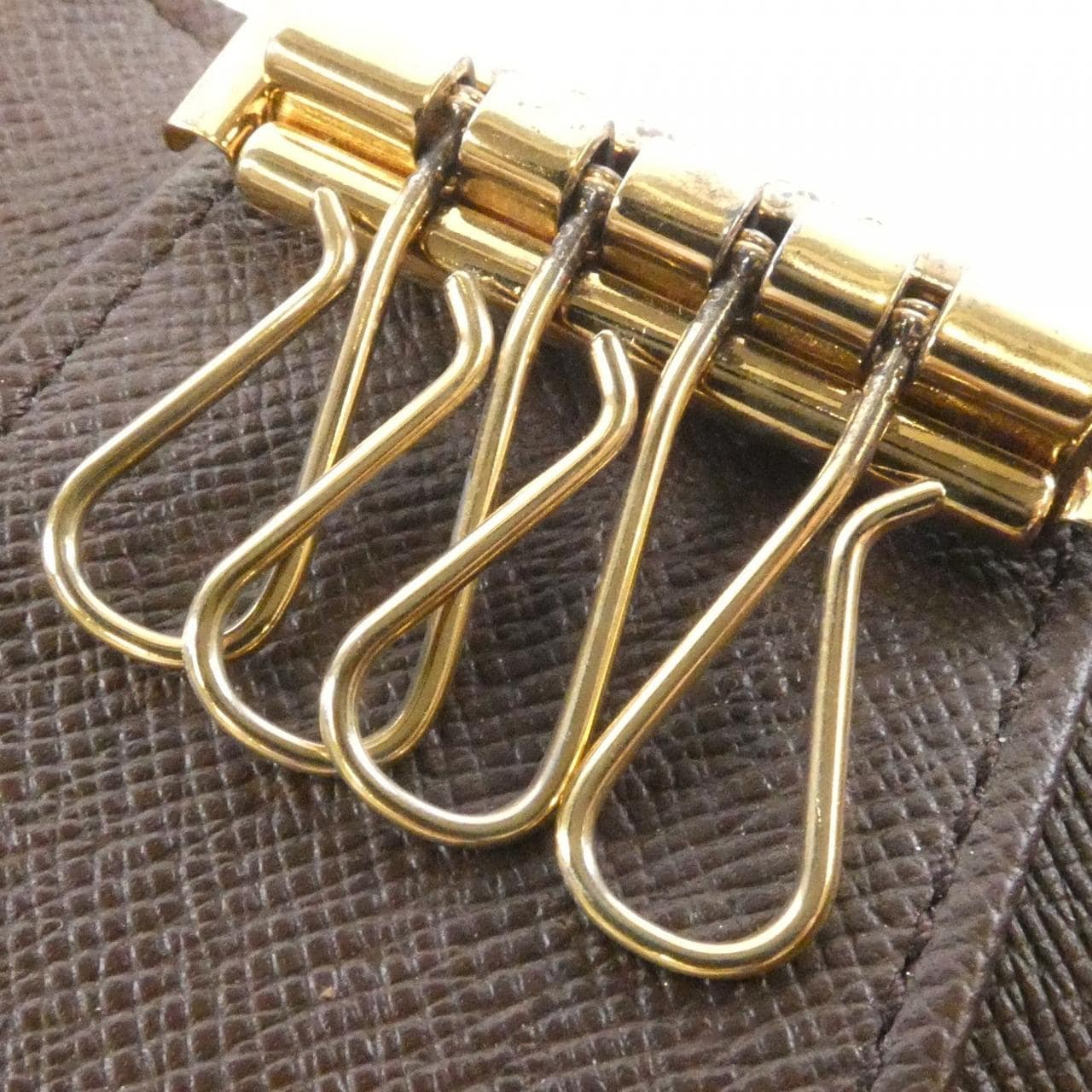 LOUIS VUITTON Damier Multicle 4 公分 N62631 鑰匙包