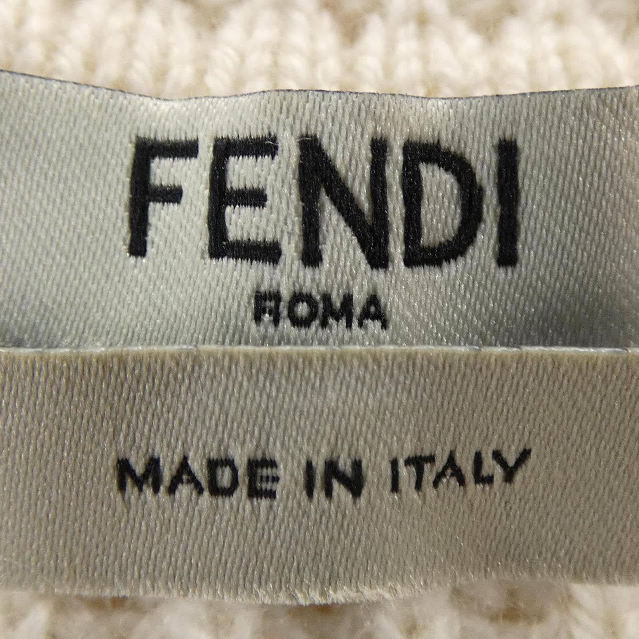 フェンディ FENDI FZY545 A1DE ニット