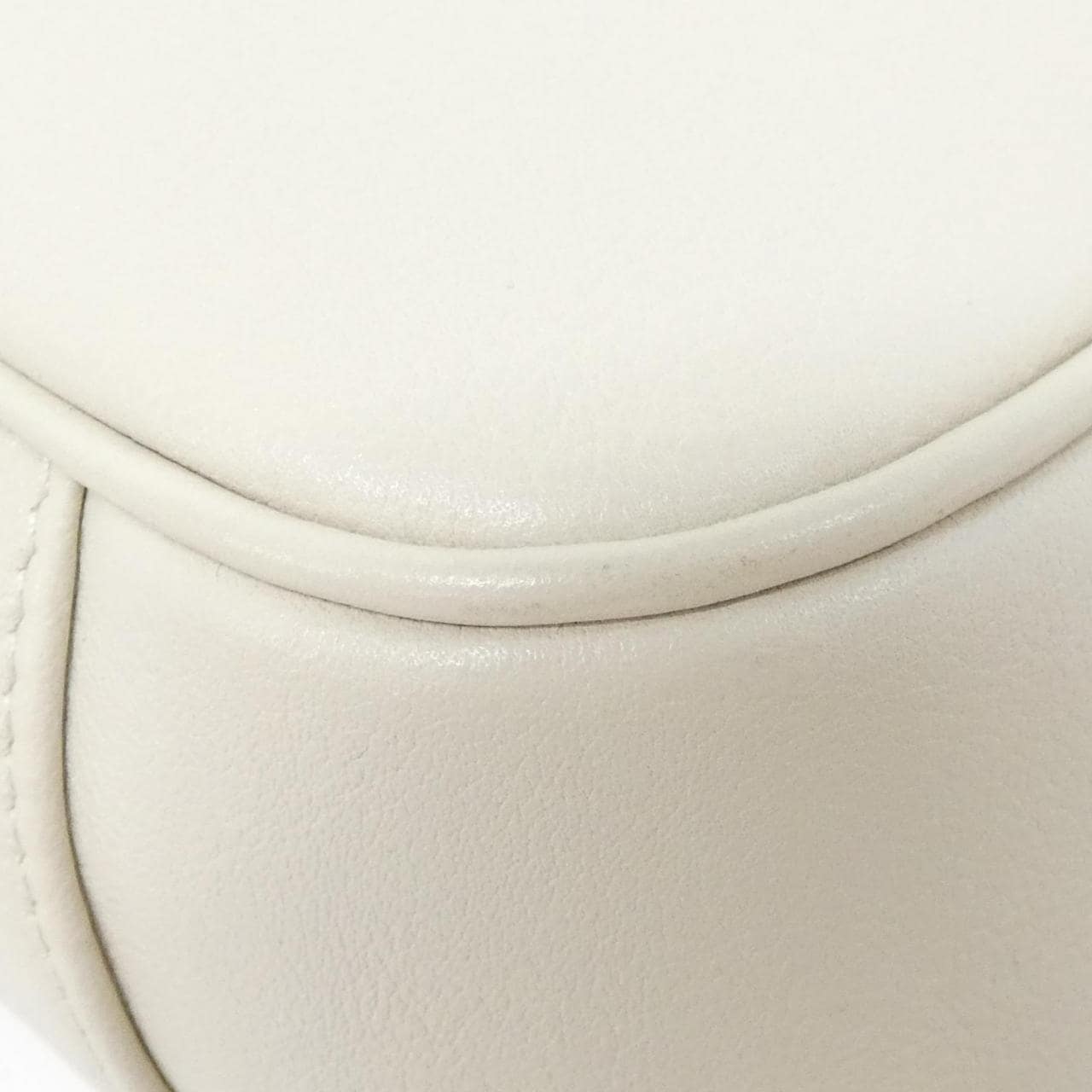 グッチ DIANA 746251 UAAAY ショルダーバッグ